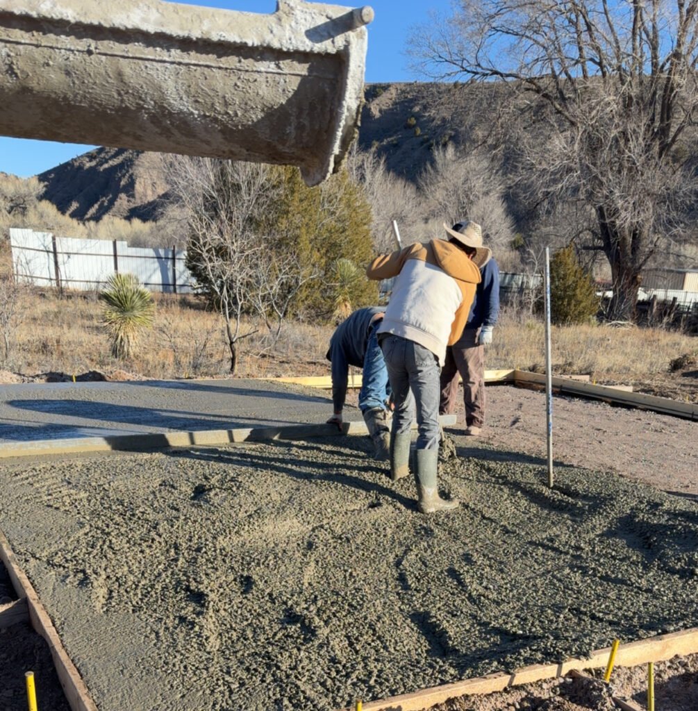 CjYKMlNuYXBjaGF0LzEzLjc3LjAuNTEgKGlQaG9uZTE4LDI7IGlPUyAyNi4yLjE7IGd6aXApIAI=